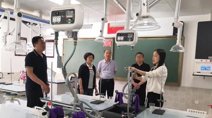 榆林十中高勝洲校長帶隊赴西安學(xué)習(xí)交流