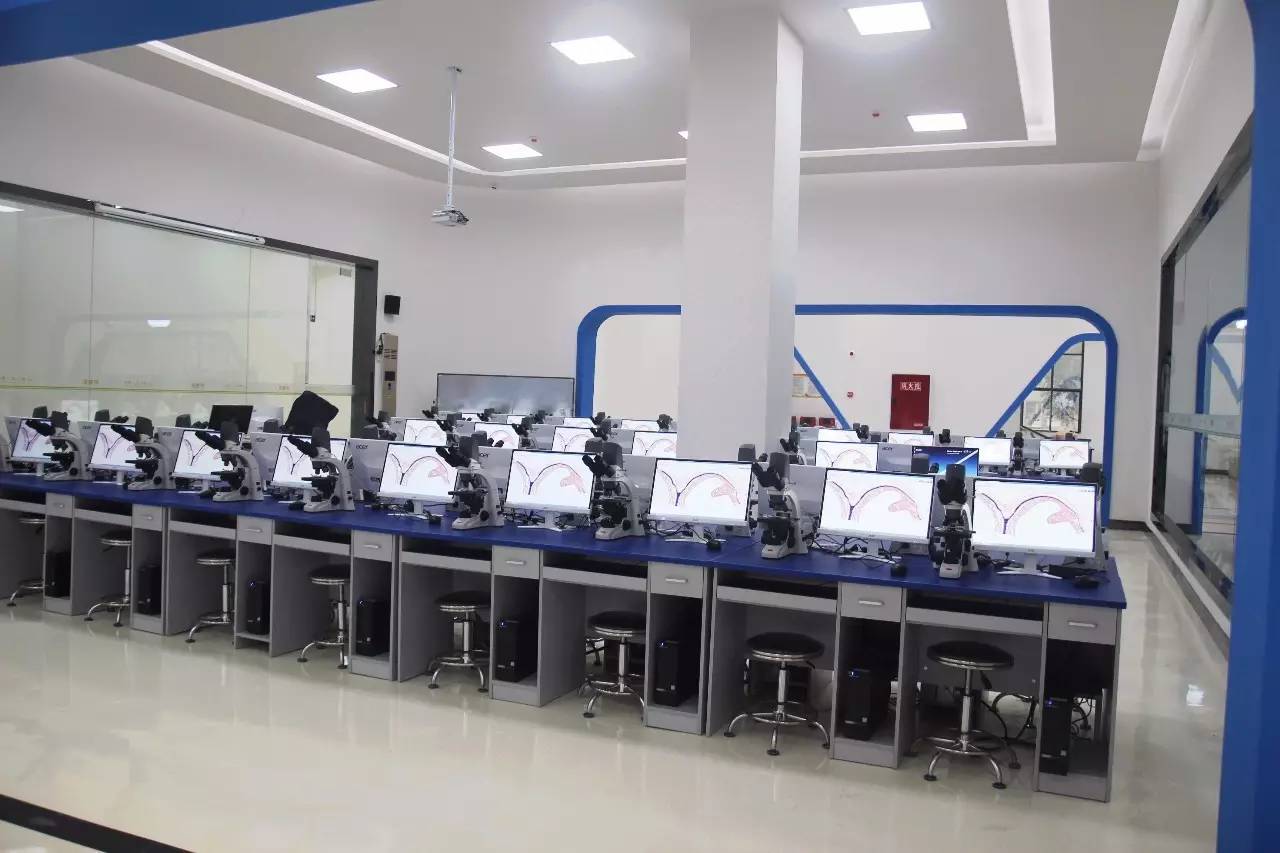 四川天一學(xué)院實(shí)訓(xùn)大樓 打造產(chǎn)教融合新高地，何必羨慕“別人家的實(shí)訓(xùn)室”